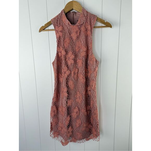 NBD x Revolve Halter Neck Floral Lace Overlay Mini Dress Women's Size XS Pink - Picture 2 of 8